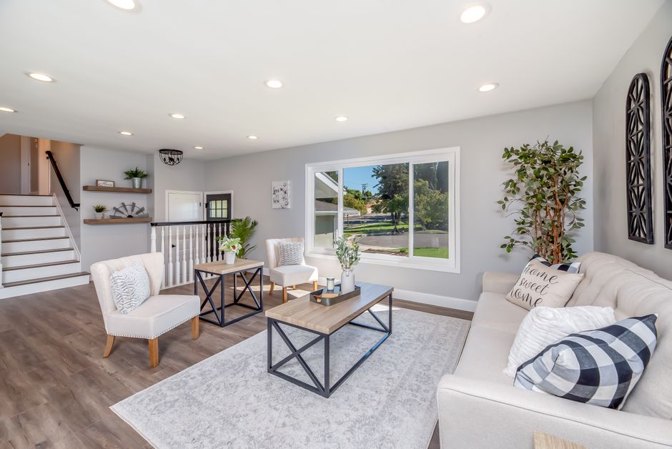 Clean and bright living room